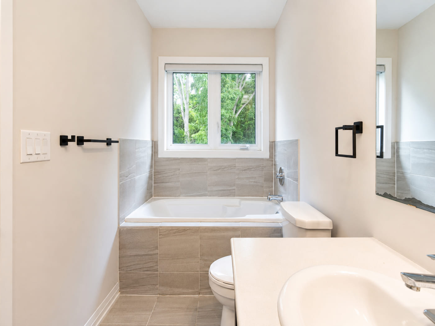 Interior photo of a Brantford listing