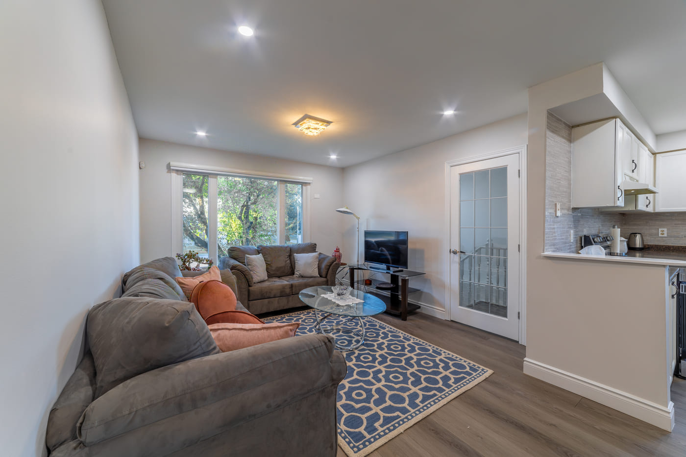 Interior photo of a Cambridge listing